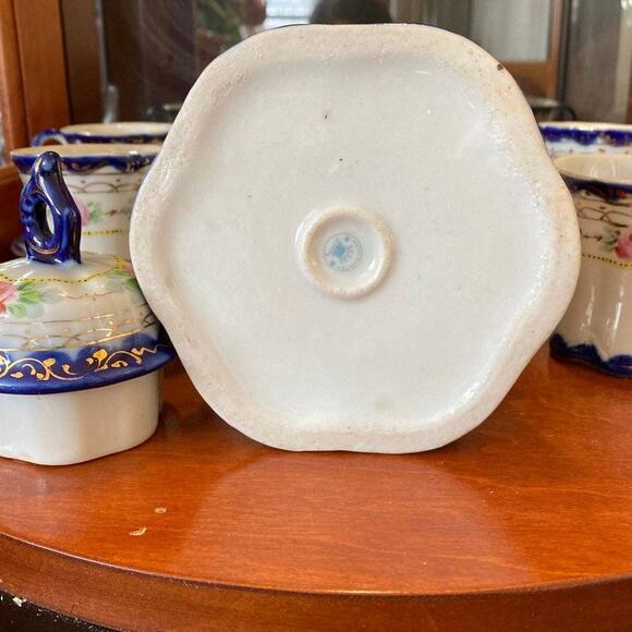 Vintage Hand Painted Tea or Coffee Set - Picture 4 of 5